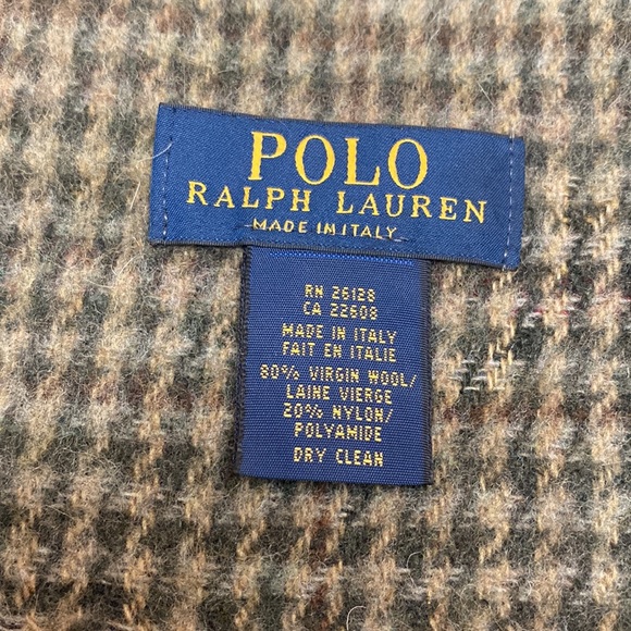 Ralph Lauren Reversible Wool Blend Scarf - Picture 5 of 6